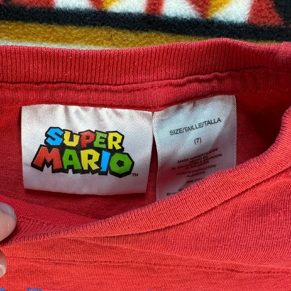 Super Mario Bros Graphic Print Tee Video‎ Game Characters Red Kids Size 7 - Picture 3 of 5